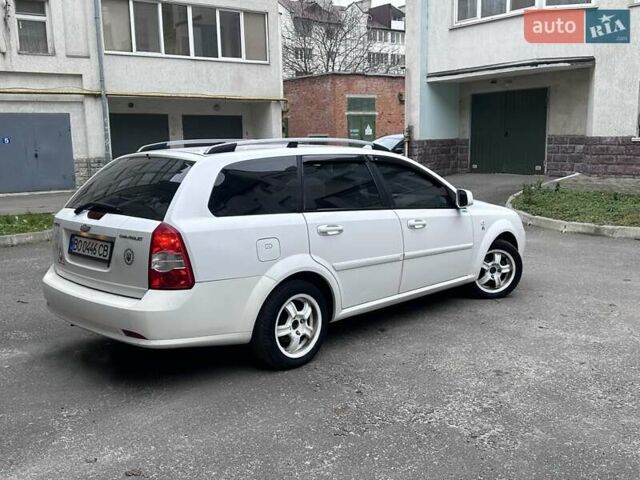 Белый Шевроле Нубира, объемом двигателя 1.6 л и пробегом 275 тыс. км за 3999 $, фото 9 на Automoto.ua