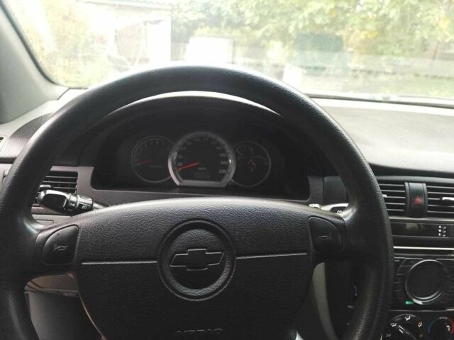 Бежевый Шевроле Нубира, объемом двигателя 1.6 л и пробегом 193 тыс. км за 3500 $, фото 9 на Automoto.ua