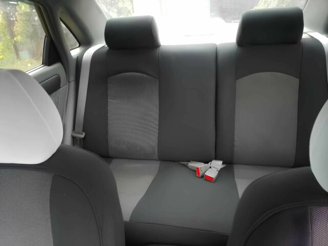 Бежевый Шевроле Нубира, объемом двигателя 1.6 л и пробегом 193 тыс. км за 3500 $, фото 12 на Automoto.ua