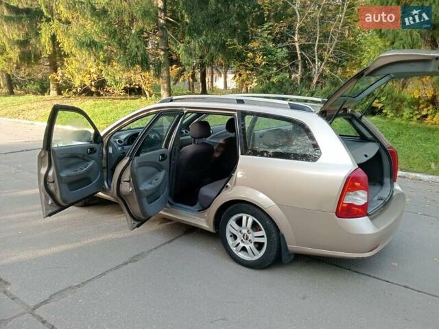 Бежевый Шевроле Нубира, объемом двигателя 1.8 л и пробегом 280 тыс. км за 2950 $, фото 14 на Automoto.ua