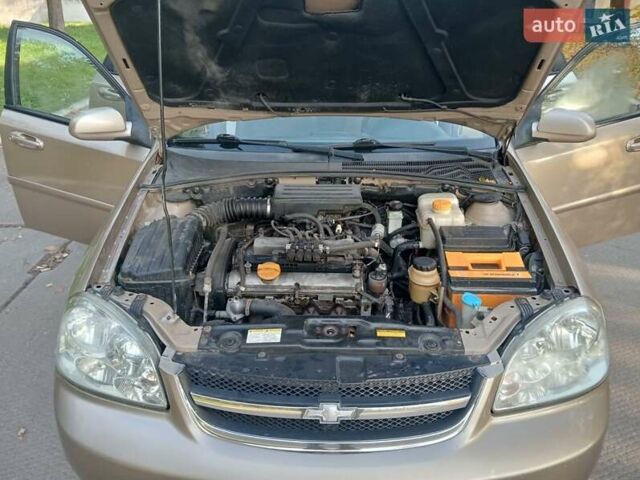 Бежевый Шевроле Нубира, объемом двигателя 1.8 л и пробегом 280 тыс. км за 2950 $, фото 15 на Automoto.ua