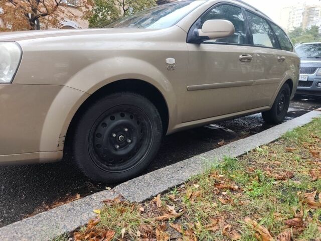 Бежевый Шевроле Нубира, объемом двигателя 1.8 л и пробегом 395 тыс. км за 4700 $, фото 7 на Automoto.ua