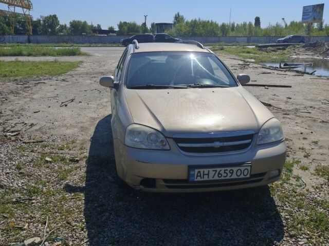 Бежевый Шевроле Нубира, объемом двигателя 1.8 л и пробегом 395 тыс. км за 4700 $, фото 1 на Automoto.ua