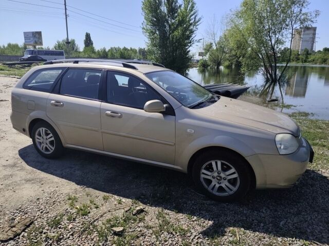 Бежевый Шевроле Нубира, объемом двигателя 1.8 л и пробегом 395 тыс. км за 4700 $, фото 2 на Automoto.ua