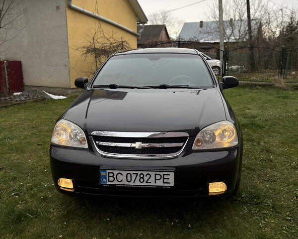 Черный Шевроле Нубира, объемом двигателя 1.8 л и пробегом 221 тыс. км за 4700 $, фото 1 на Automoto.ua