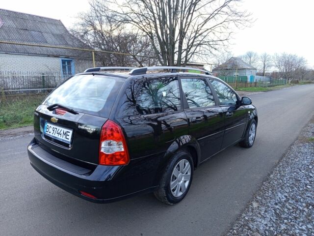 Черный Шевроле Нубира, объемом двигателя 1.6 л и пробегом 209 тыс. км за 4300 $, фото 2 на Automoto.ua