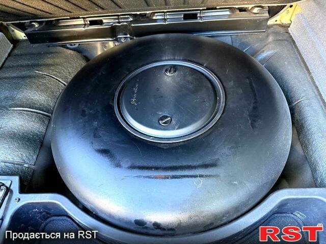 Черный Шевроле Нубира, объемом двигателя 1.8 л и пробегом 169 тыс. км за 4800 $, фото 3 на Automoto.ua