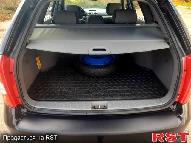 Черный Шевроле Нубира, объемом двигателя 1.8 л и пробегом 195 тыс. км за 4600 $, фото 13 на Automoto.ua