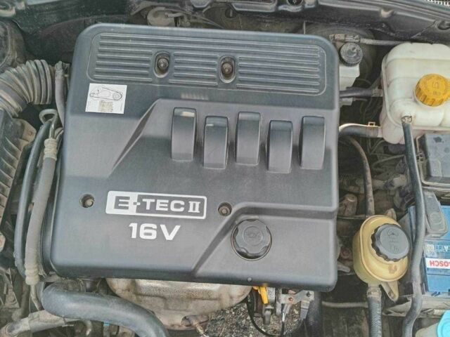 Черный Шевроле Нубира, объемом двигателя 1.6 л и пробегом 190 тыс. км за 4500 $, фото 3 на Automoto.ua