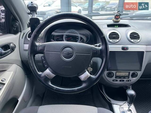 Черный Шевроле Нубира, объемом двигателя 1.8 л и пробегом 233 тыс. км за 5490 $, фото 13 на Automoto.ua