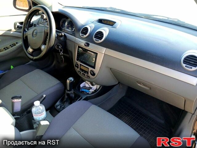 Чорний Шевроле Нубіра, об'ємом двигуна 2 л та пробігом 249 тис. км за 5600 $, фото 5 на Automoto.ua