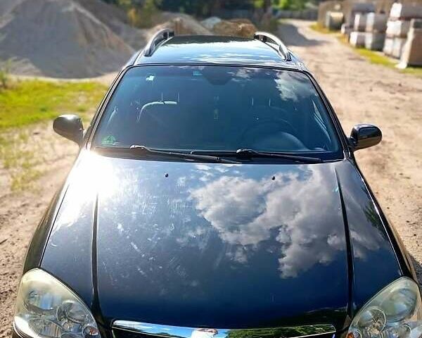 Черный Шевроле Нубира, объемом двигателя 1.8 л и пробегом 200 тыс. км за 5300 $, фото 1 на Automoto.ua