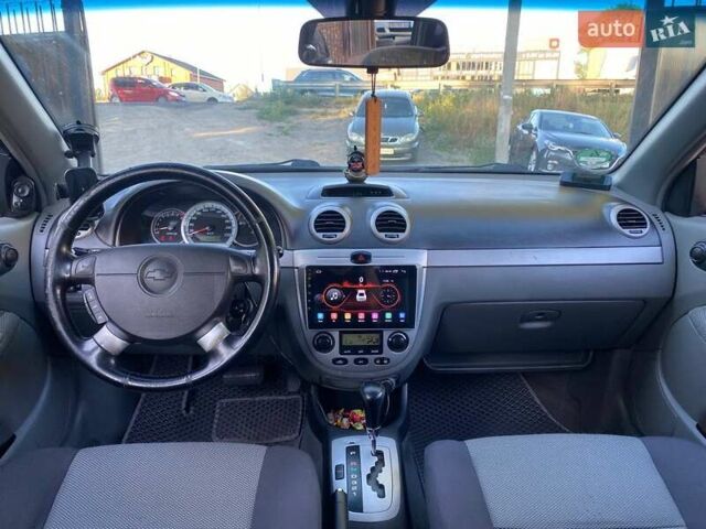 Черный Шевроле Нубира, объемом двигателя 1.8 л и пробегом 233 тыс. км за 5990 $, фото 12 на Automoto.ua