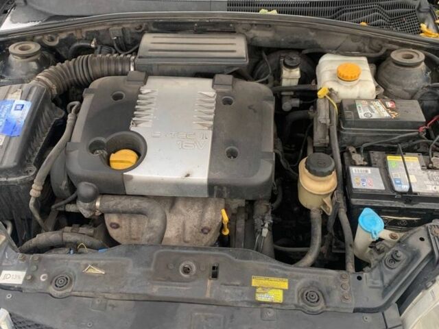 Черный Шевроле Нубира, объемом двигателя 1.8 л и пробегом 339 тыс. км за 4100 $, фото 1 на Automoto.ua