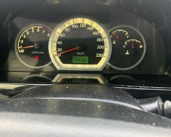 Черный Шевроле Нубира, объемом двигателя 1.8 л и пробегом 339 тыс. км за 4100 $, фото 5 на Automoto.ua