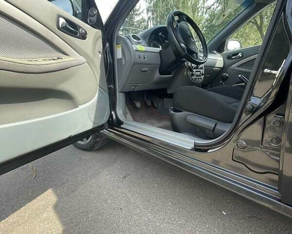 Черный Шевроле Нубира, объемом двигателя 1.6 л и пробегом 225 тыс. км за 5000 $, фото 13 на Automoto.ua