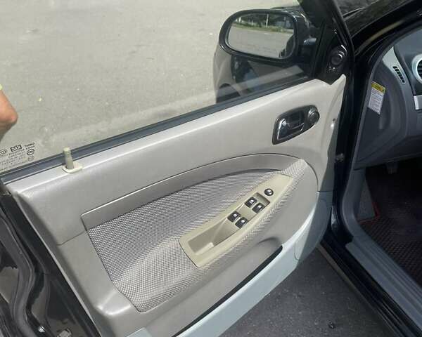 Черный Шевроле Нубира, объемом двигателя 1.6 л и пробегом 225 тыс. км за 5000 $, фото 12 на Automoto.ua