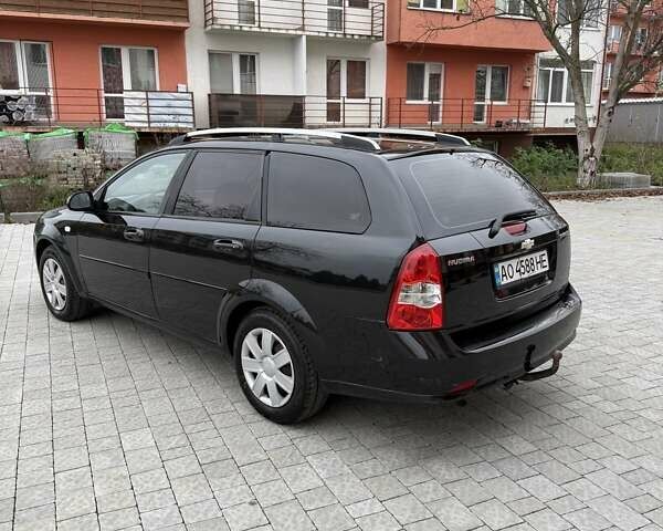 Черный Шевроле Нубира, объемом двигателя 1.6 л и пробегом 322 тыс. км за 5000 $, фото 1 на Automoto.ua