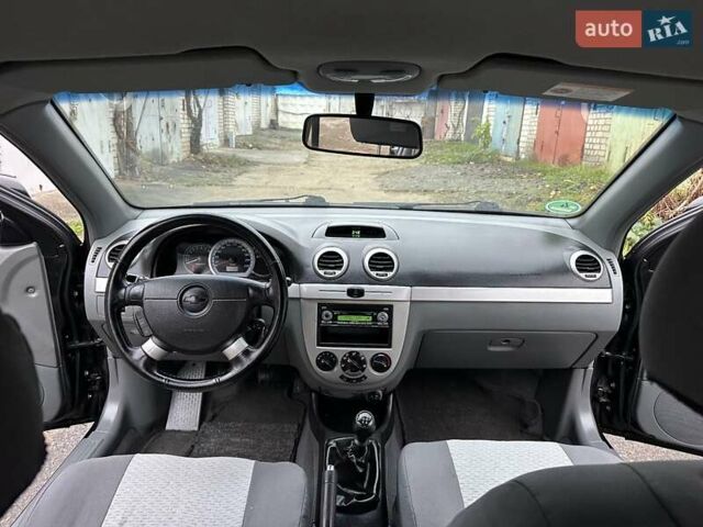 Черный Шевроле Нубира, объемом двигателя 1.6 л и пробегом 205 тыс. км за 5450 $, фото 31 на Automoto.ua