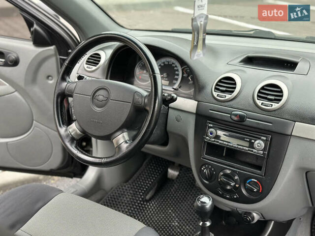 Чорний Шевроле Нубіра, об'ємом двигуна 1.6 л та пробігом 233 тис. км за 4099 $, фото 21 на Automoto.ua