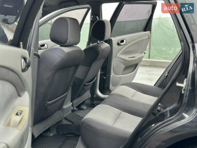 Чорний Шевроле Нубіра, об'ємом двигуна 1.6 л та пробігом 233 тис. км за 4099 $, фото 19 на Automoto.ua
