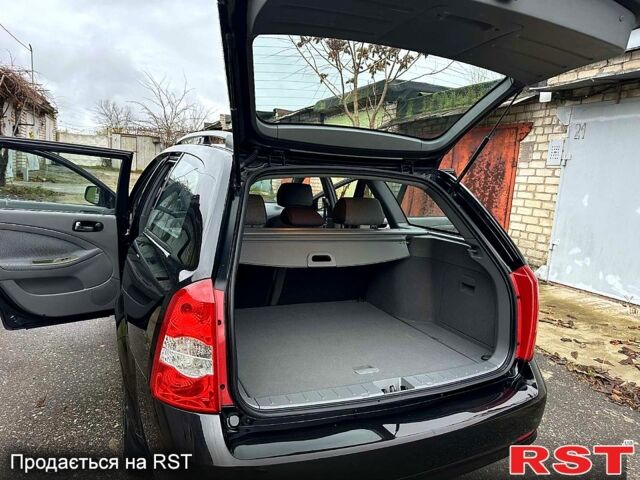 Черный Шевроле Нубира, объемом двигателя 1.6 л и пробегом 205 тыс. км за 5450 $, фото 12 на Automoto.ua