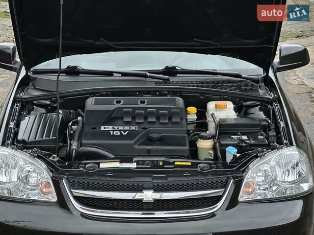 Черный Шевроле Нубира, объемом двигателя 1.6 л и пробегом 205 тыс. км за 5250 $, фото 45 на Automoto.ua