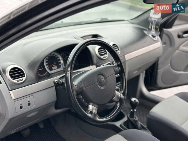 Чорний Шевроле Нубіра, об'ємом двигуна 1.6 л та пробігом 233 тис. км за 4099 $, фото 23 на Automoto.ua