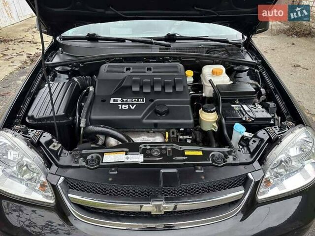 Черный Шевроле Нубира, объемом двигателя 1.6 л и пробегом 205 тыс. км за 5350 $, фото 44 на Automoto.ua