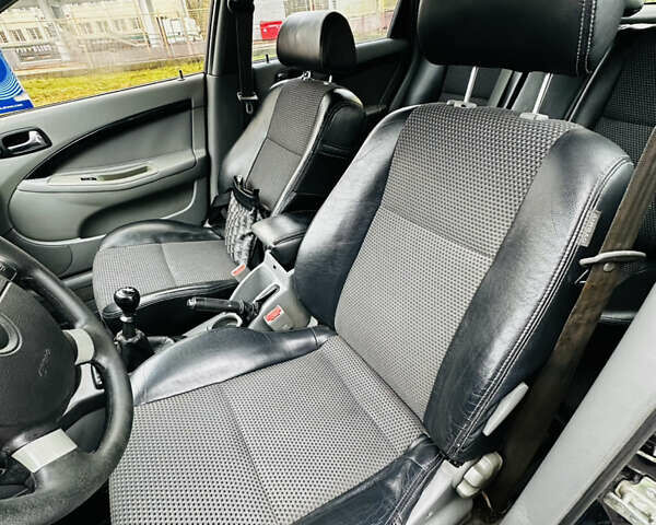 Черный Шевроле Нубира, объемом двигателя 1.6 л и пробегом 252 тыс. км за 4500 $, фото 20 на Automoto.ua