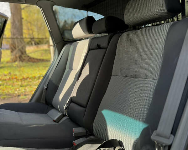 Черный Шевроле Нубира, объемом двигателя 1.6 л и пробегом 228 тыс. км за 4999 $, фото 14 на Automoto.ua