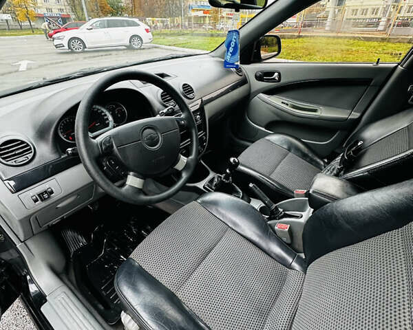 Черный Шевроле Нубира, объемом двигателя 1.6 л и пробегом 252 тыс. км за 4500 $, фото 14 на Automoto.ua