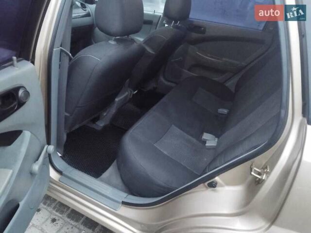 Коричневий Шевроле Нубіра, об'ємом двигуна 1.6 л та пробігом 286 тис. км за 4400 $, фото 21 на Automoto.ua