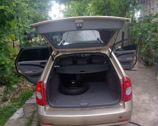 Коричневий Шевроле Нубіра, об'ємом двигуна 1.6 л та пробігом 260 тис. км за 5100 $, фото 3 на Automoto.ua