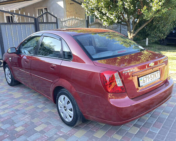 Красный Шевроле Нубира, объемом двигателя 1.8 л и пробегом 78 тыс. км за 4450 $, фото 3 на Automoto.ua