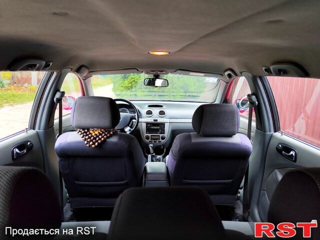 Красный Шевроле Нубира, объемом двигателя 2 л и пробегом 278 тыс. км за 4799 $, фото 10 на Automoto.ua