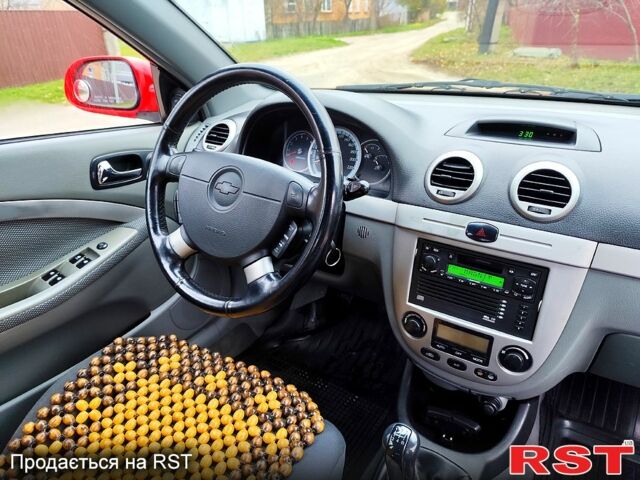 Красный Шевроле Нубира, объемом двигателя 2 л и пробегом 278 тыс. км за 4799 $, фото 8 на Automoto.ua