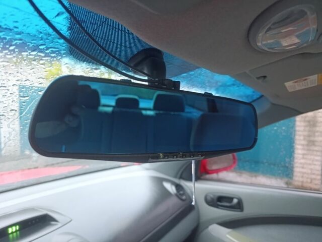 Красный Шевроле Нубира, объемом двигателя 1.6 л и пробегом 235 тыс. км за 3900 $, фото 8 на Automoto.ua