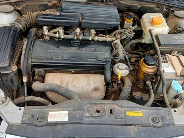 Шевроле Нубіра, об'ємом двигуна 1.8 л та пробігом 232 тис. км за 3500 $, фото 9 на Automoto.ua