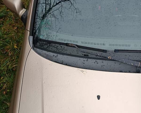 Желтый Шевроле Нубира, объемом двигателя 1.8 л и пробегом 444 тыс. км за 3500 $, фото 13 на Automoto.ua