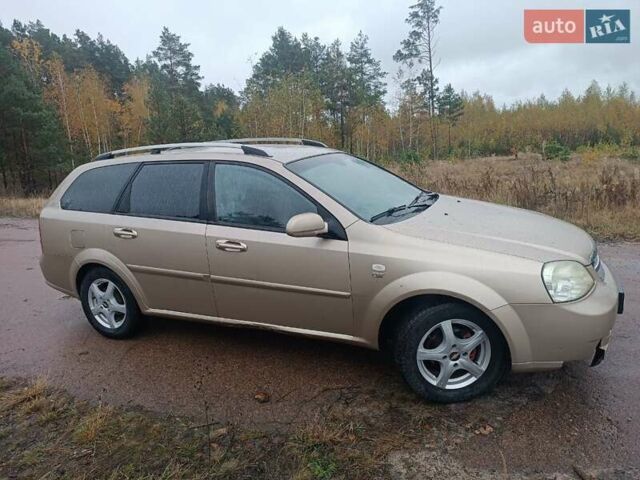 Желтый Шевроле Нубира, объемом двигателя 1.8 л и пробегом 444 тыс. км за 3500 $, фото 10 на Automoto.ua