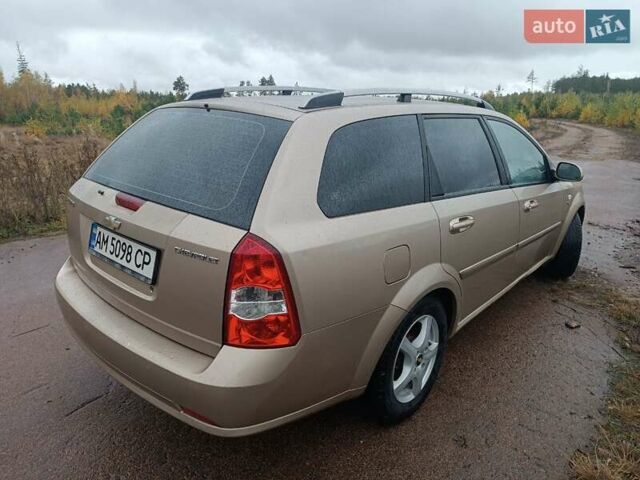 Желтый Шевроле Нубира, объемом двигателя 1.8 л и пробегом 444 тыс. км за 3500 $, фото 6 на Automoto.ua