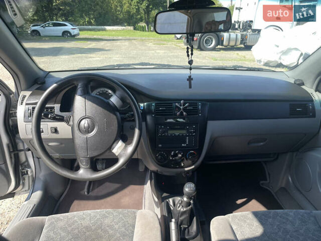 Серый Шевроле Нубира, объемом двигателя 1.8 л и пробегом 121 тыс. км за 4200 $, фото 8 на Automoto.ua