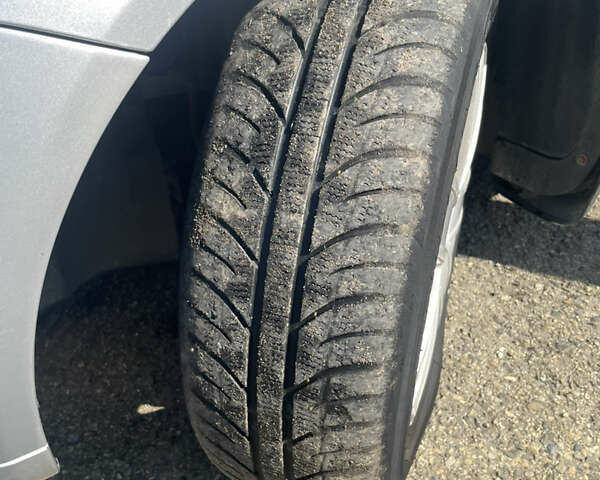 Серый Шевроле Нубира, объемом двигателя 1.8 л и пробегом 121 тыс. км за 4200 $, фото 13 на Automoto.ua