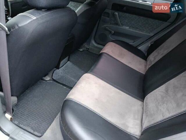 Серый Шевроле Нубира, объемом двигателя 1.6 л и пробегом 332 тыс. км за 3900 $, фото 9 на Automoto.ua