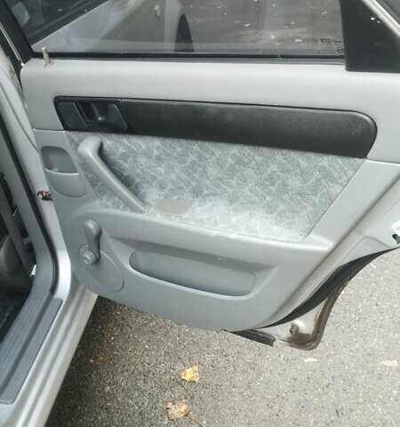 Сірий Шевроле Нубіра, об'ємом двигуна 1.8 л та пробігом 202 тис. км за 3500 $, фото 6 на Automoto.ua