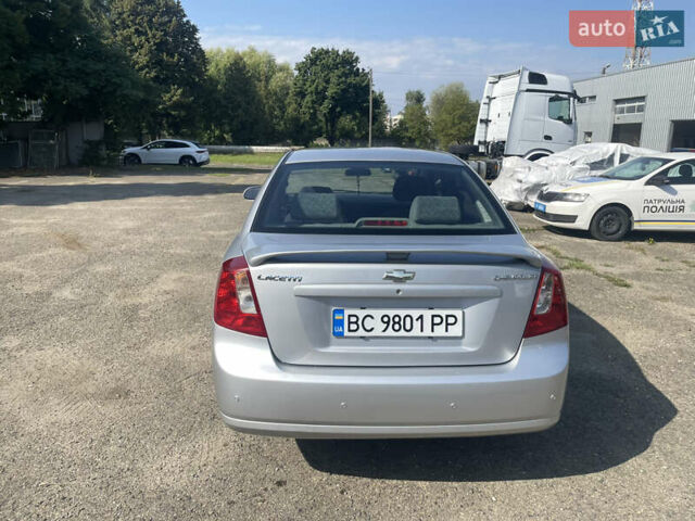 Серый Шевроле Нубира, объемом двигателя 1.8 л и пробегом 121 тыс. км за 4200 $, фото 2 на Automoto.ua