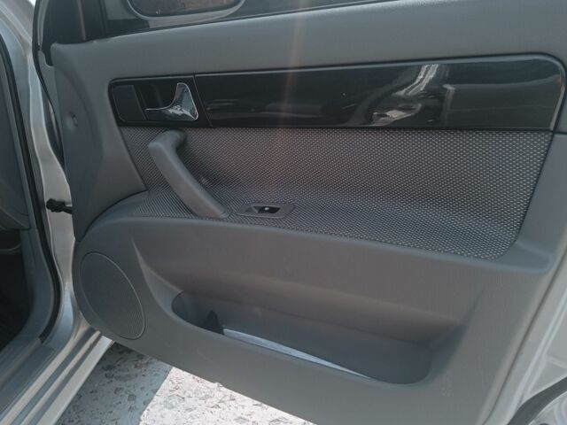 Серый Шевроле Нубира, объемом двигателя 1.8 л и пробегом 133 тыс. км за 4600 $, фото 13 на Automoto.ua