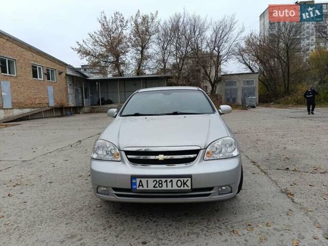 Серый Шевроле Нубира, объемом двигателя 1.8 л и пробегом 135 тыс. км за 4400 $, фото 8 на Automoto.ua