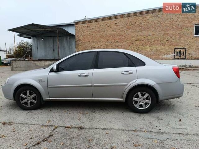 Серый Шевроле Нубира, объемом двигателя 1.8 л и пробегом 135 тыс. км за 4400 $, фото 11 на Automoto.ua